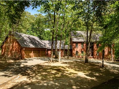 6 Country Oaks Dr
