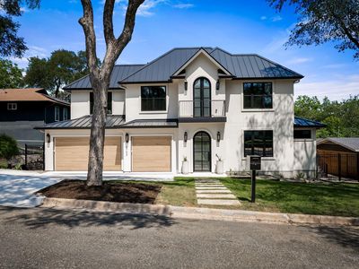 2703 Oak Park Dr
