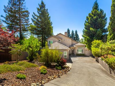 1055 Fox Run Ct