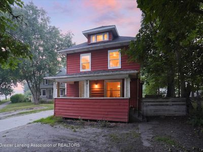110 W North St
