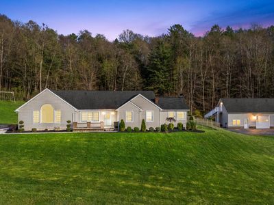 897 Walltown Rd