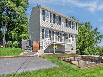 44 Dion Ave