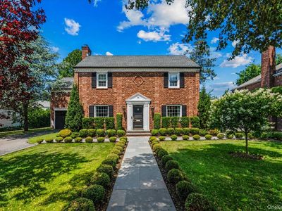 93 Kenwood Road