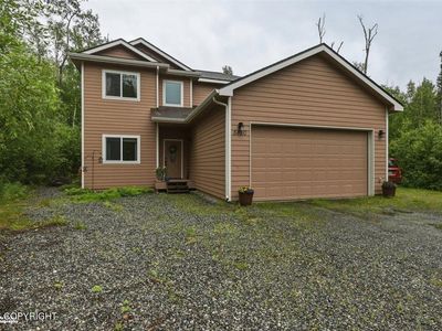 5850 E Summit Cir
