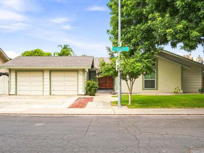 1240 Govannina Dr