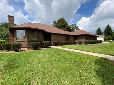 Property at 310 Woodview Dr, Bellefontaine, OH