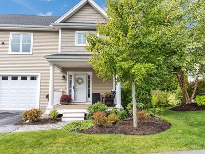 203 Woodview Way #203