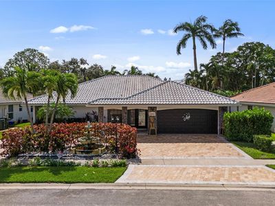 5223 Deerhurst Crescent Circle