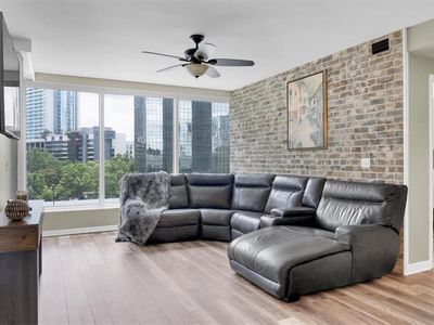 3338 Peachtree Rd NE APT 508