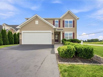 Property at 1 Prestwick Ln, Churchville, NY