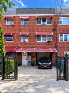 469 Commonwealth Avenue