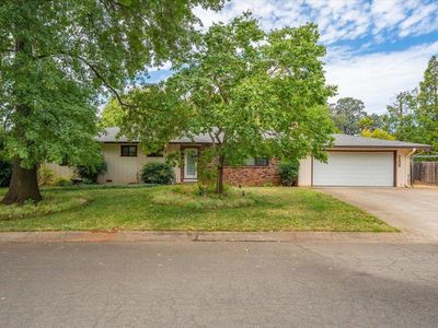 Property at 7206 Encina Dr, Redding, CA