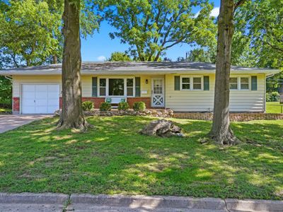 2315 Magnolia Ct