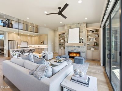 1023 W Vissen Way #68