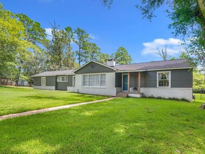 911 Evans Dr