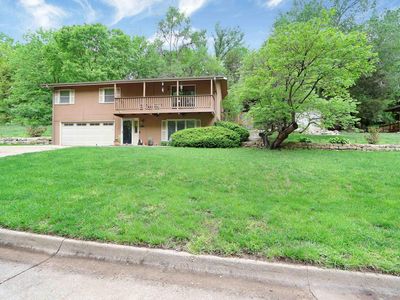 Property at 713 Canyon Dr, Manhattan, KS