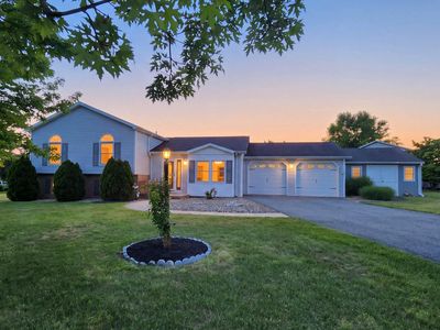 43 Wheatfield Dr