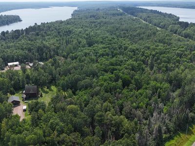 3687 Bassett Bay Bch