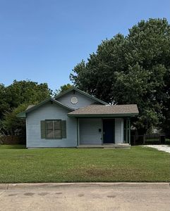Property at 512 W 21st St, Ada, OK