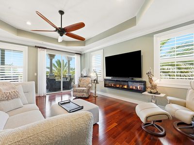 50 SE Ocean Boulevard #302