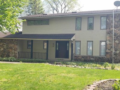19321 Edinburgh Dr