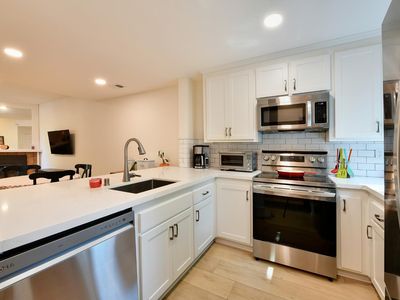 1402 Marylyn Circle