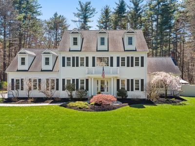 7 Daniel Shays Rd