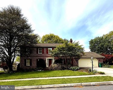 Property at 1204 E Powderhorn Rd, Mechanicsburg, PA
