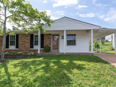 3128 Pinebrook Dr