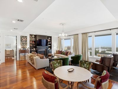 121 N Monroe St #Penthouse 2