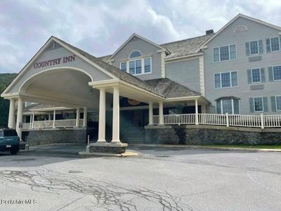 37 Corey Rd #521