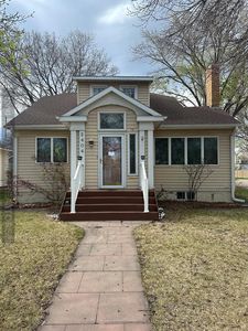 2404 W Charles St