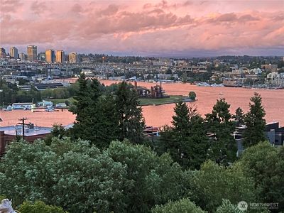 2400 Aurora Avenue N #202