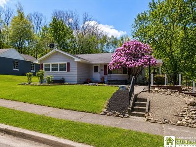 221 Willow Ave