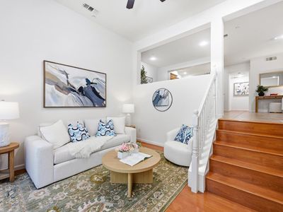 1832 Snell Pl