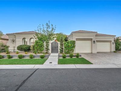4555 Riva De Romanza St