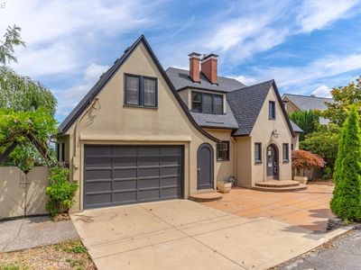 294 NW Macleay Blvd