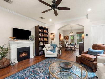6708 Menchaca Rd #2