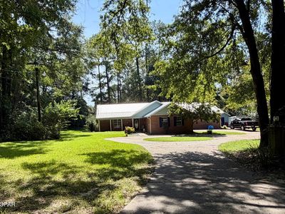 223 Country Club Dr