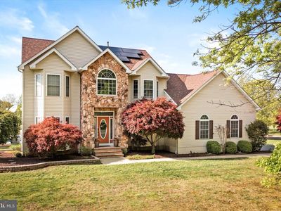 7 Country House Way