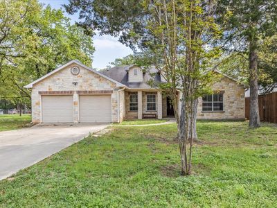 145 Moon Mist Dr