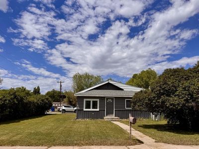 736 Kansas Ave