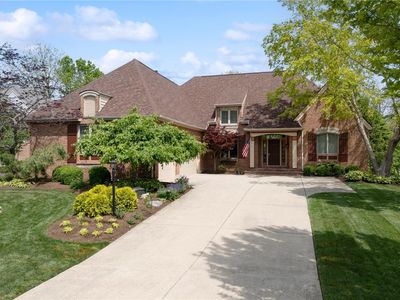 1209 Club View Dr
