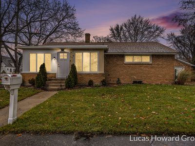 Property at 305 E Pine St, Fremont, MI