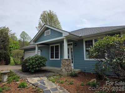35 Stone Crest Ct