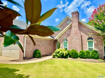 2412 Duncansby Dr SW