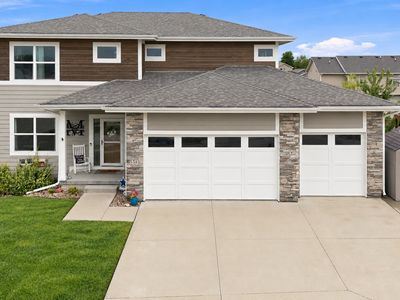 Property at 5315 Katelyn Ave, Van Meter, IA