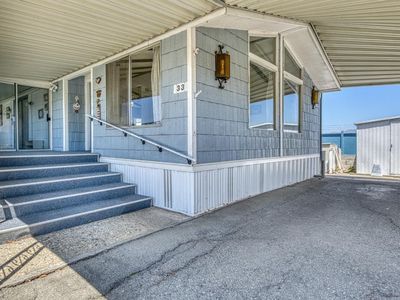 150 Kern St Space 33