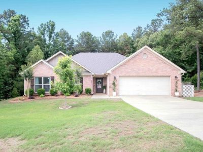 385 Reuben Dr