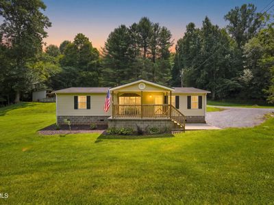 121 Autumn Wood Ln